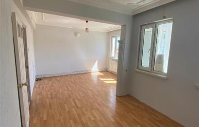 CENTURY 21 PLUS GAYRİMENKULDEN ATAKÖY DE 1+1 TEMİZ KİRALIK DAİRE