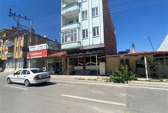 CENTURY 21 PLUS GAYRİMENKULDEN ATAKÖY DE 1+1 TEMİZ KİRALIK DAİRE