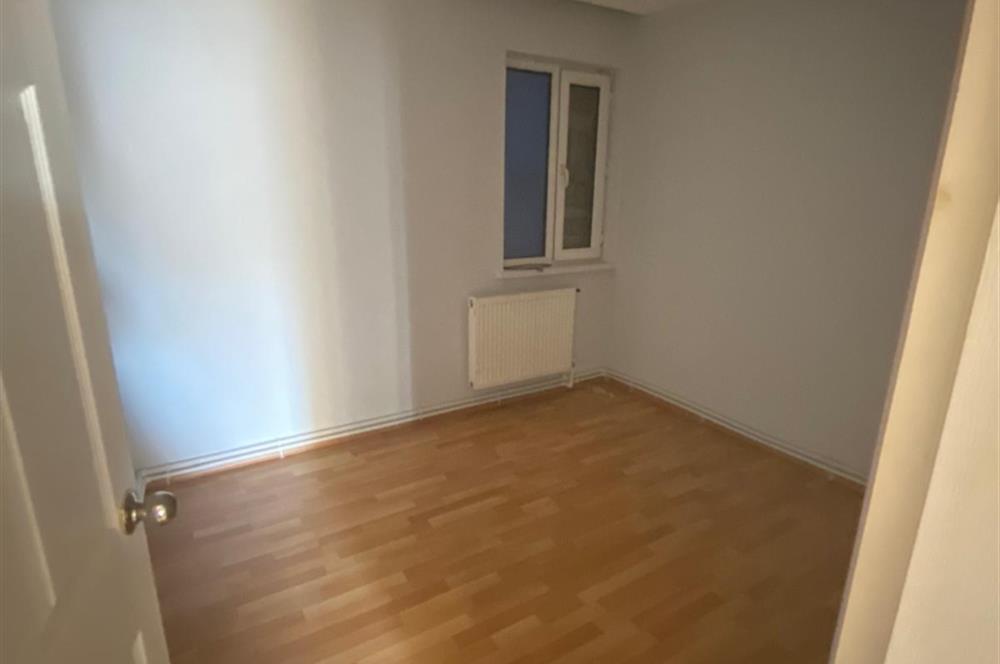 CENTURY 21 PLUS GAYRİMENKULDEN ATAKÖY DE 1+1 TEMİZ KİRALIK DAİRE
