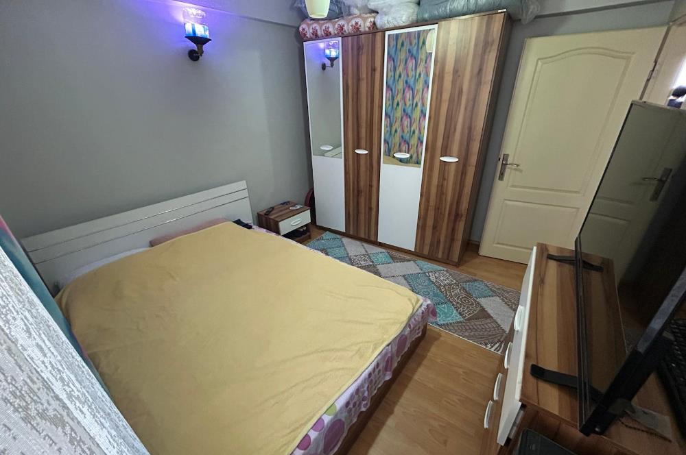 C21BAL'DAN ÇARŞI ALTIEYLÜL ORTAOKUL YANI SATILIK TEMİZ 2+1 DAİRE
