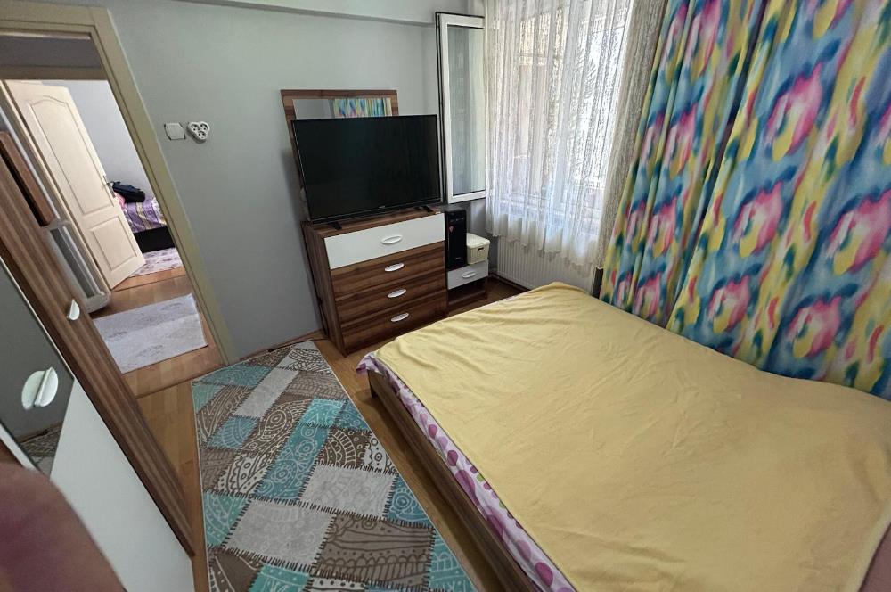 C21BAL'DAN ÇARŞI ALTIEYLÜL ORTAOKUL YANI SATILIK TEMİZ 2+1 DAİRE
