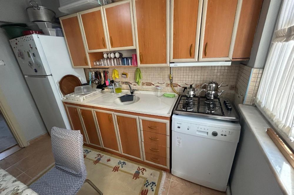 C21BAL'DAN ÇARŞI ALTIEYLÜL ORTAOKUL YANI SATILIK TEMİZ 2+1 DAİRE
