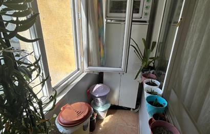 C21BAL'DAN ÇARŞI ALTIEYLÜL ORTAOKUL YANI SATILIK TEMİZ 2+1 DAİRE