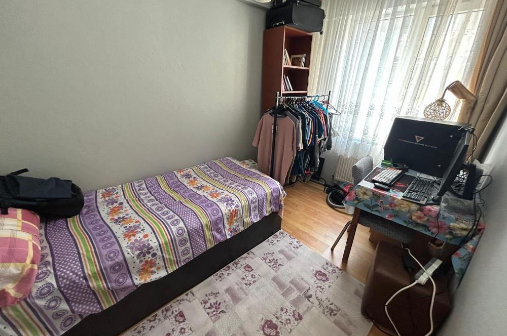 C21BAL'DAN ÇARŞI ALTIEYLÜL ORTAOKUL YANI SATILIK TEMİZ 2+1 DAİRE