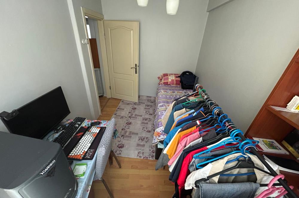 C21BAL'DAN ÇARŞI ALTIEYLÜL ORTAOKUL YANI SATILIK TEMİZ 2+1 DAİRE
