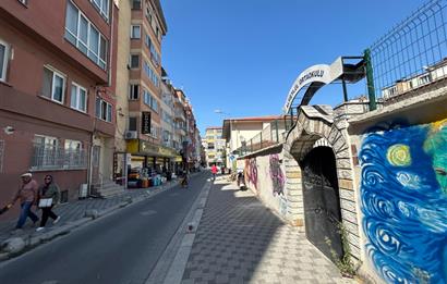C21BAL'DAN ÇARŞI ALTIEYLÜL ORTAOKUL YANI SATILIK TEMİZ 2+1 DAİRE