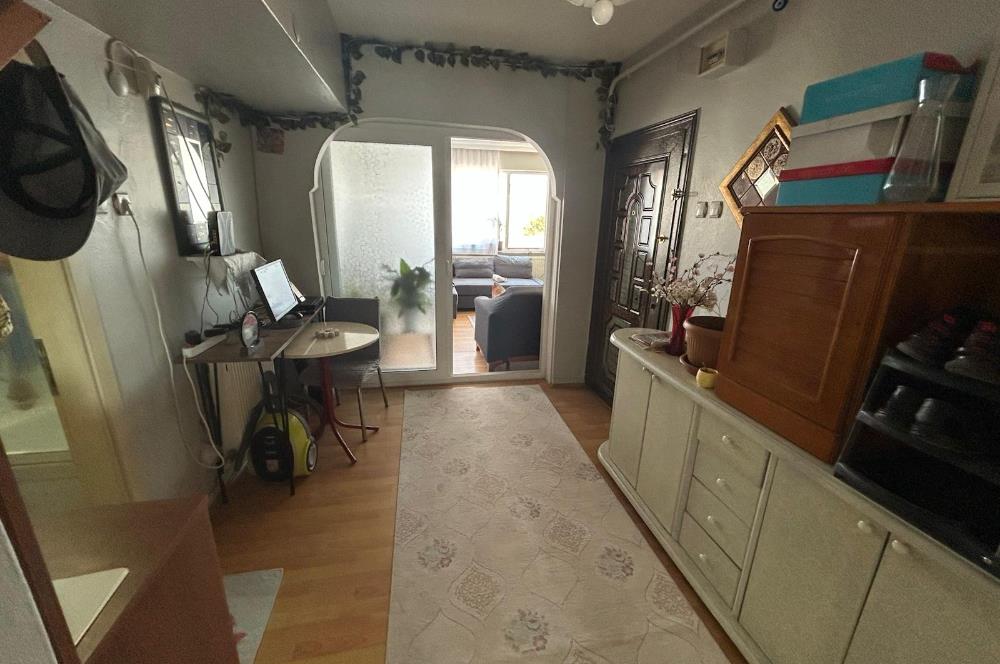 C21BAL'DAN ÇARŞI ALTIEYLÜL ORTAOKUL YANI SATILIK TEMİZ 2+1 DAİRE