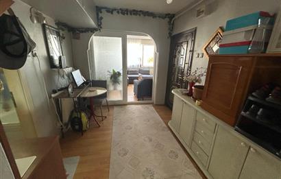 C21BAL'DAN ÇARŞI ALTIEYLÜL ORTAOKUL YANI SATILIK TEMİZ 2+1 DAİRE