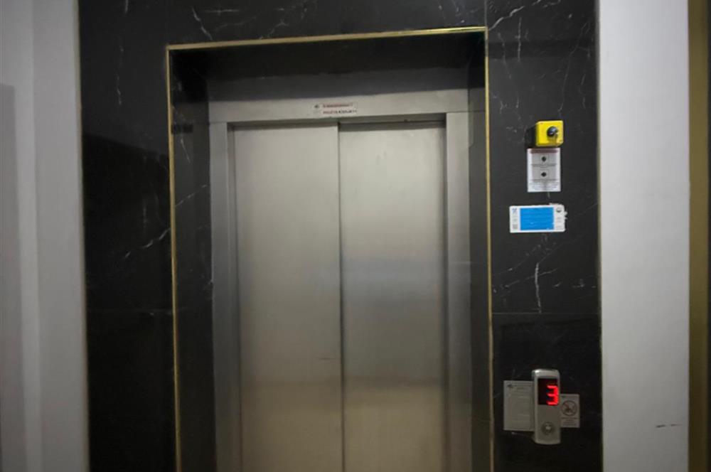 İNCEKTE MERKEZİ KONUMDA KAPALI GARAJLI 2+1 SATILIK DAİRE