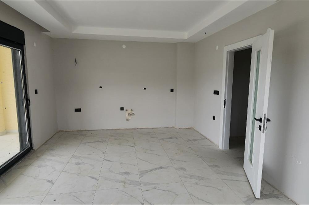 Edremit Güre'de Satılık, Geniş Bahçe ve Teraslı, Sıfır Daire