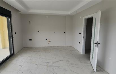 Edremit Güre'de Satılık, Geniş Bahçe ve Teraslı, Sıfır Daire