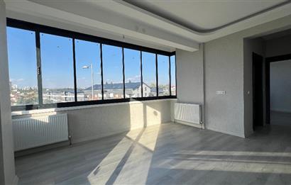 İNCEK MAHALLESİNDE BULVARA YAKIN ARA KAT 1+1 KİRALIK DAİRE