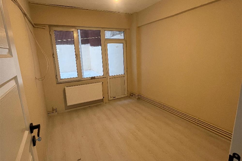 •KURTULUŞ ŞEHİT ERDEM CANBAŞ SOKAK  3+1 KİRALIK BAHÇE KATI DAİRE