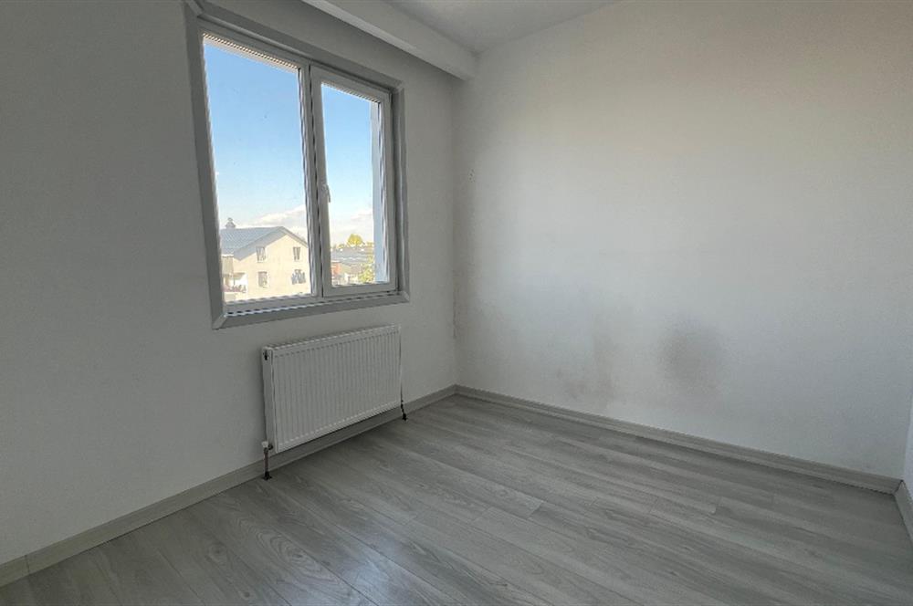 İNCEK MAHALLESİNDE BULVARA YAKIN ARA KAT 1+1 KİRALIK DAİRE