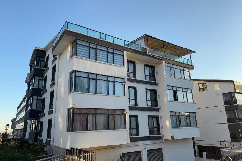 İNCEKTE MERKEZİ KONUMDA KAPALI GARAJLI 2+1 SATILIK DAİRE
