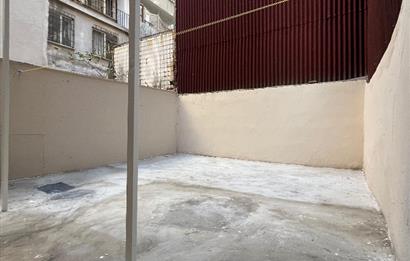 •KURTULUŞ ŞEHİT ERDEM CANBAŞ SOKAK  3+1 KİRALIK BAHÇE KATI DAİRE