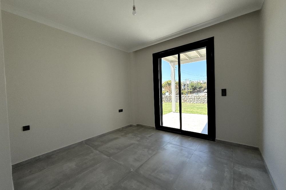 Gümüşlük'te 3+1 Müstakil Geniş Bahçeli Sıfır Satılık Villa