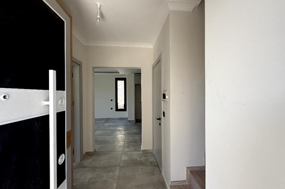 Gümüşlük'te 3+1 Müstakil Geniş Bahçeli Sıfır Satılık Villa