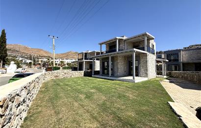 Gümüşlük'te 3+1 Müstakil Geniş Bahçeli Sıfır Satılık Villa