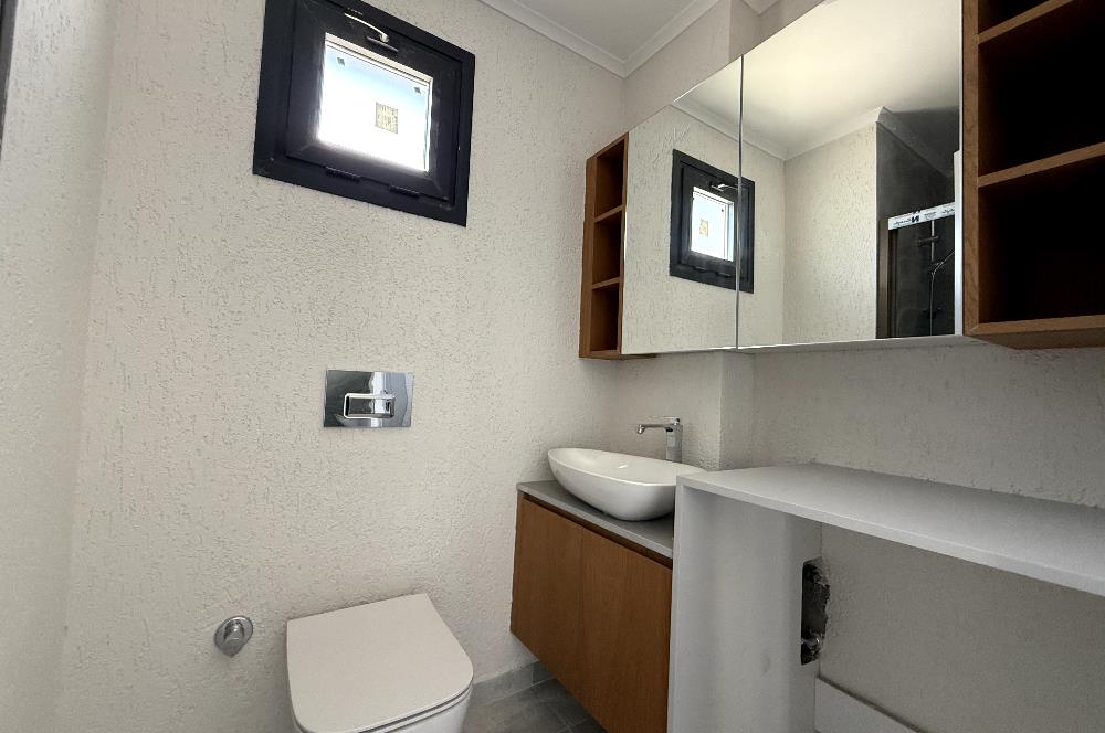 Gümüşlük'te 3+1 Müstakil Geniş Bahçeli Sıfır Satılık Villa