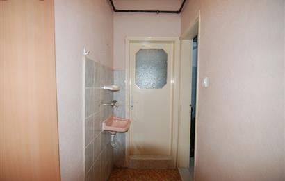  Yenibağlar Mahallesi’nde Satılık 3 Katlı Bina