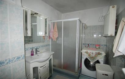  Yenibağlar Mahallesi’nde Satılık 3 Katlı Bina