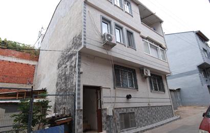  Yenibağlar Mahallesi’nde Satılık 3 Katlı Bina