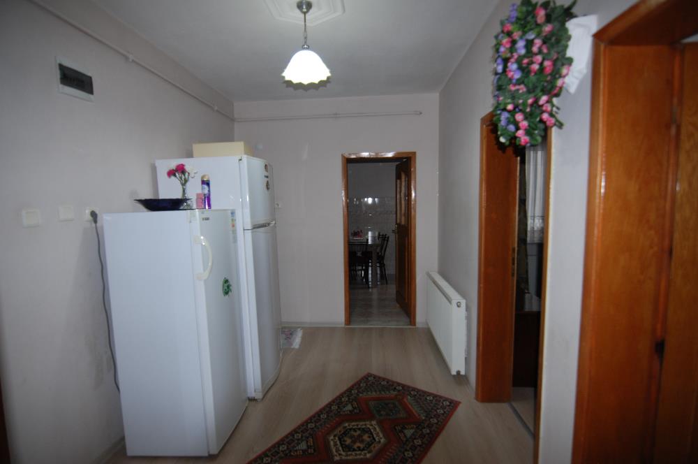  Yenibağlar Mahallesi’nde Satılık 3 Katlı Bina