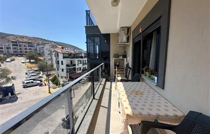 Dikili nin Kalbinde Geniş Teraslı Satılık Çarı dublex