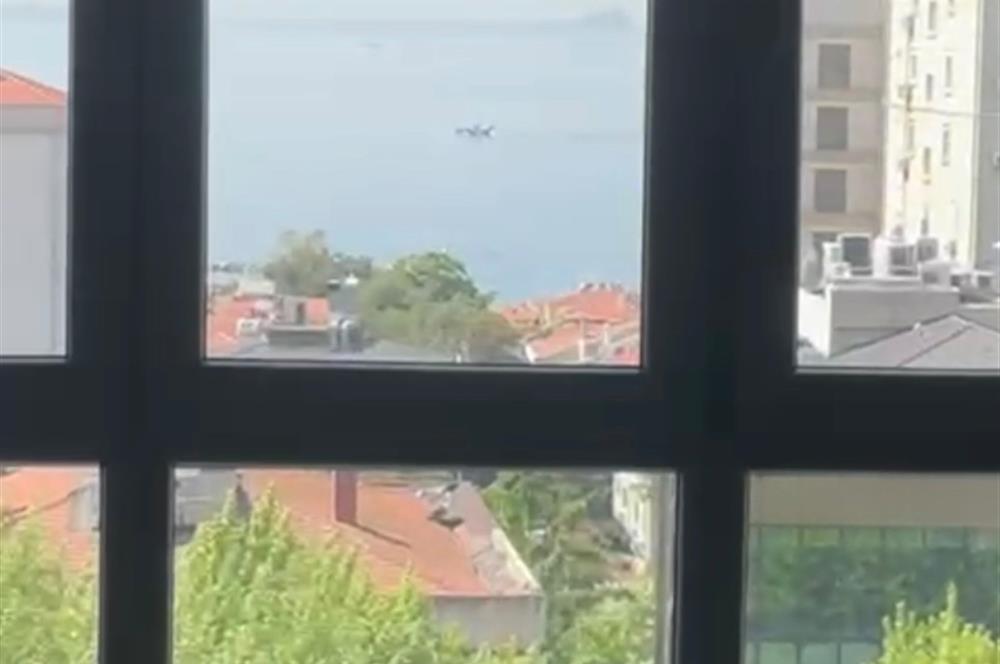 BAĞDAT CADDESİ'NE 2.BİNA,ERENKÖY DİVAN'IN SOKAĞI,DENİZ MANZARALI,BALKONLU,HAVUZLU,4+1