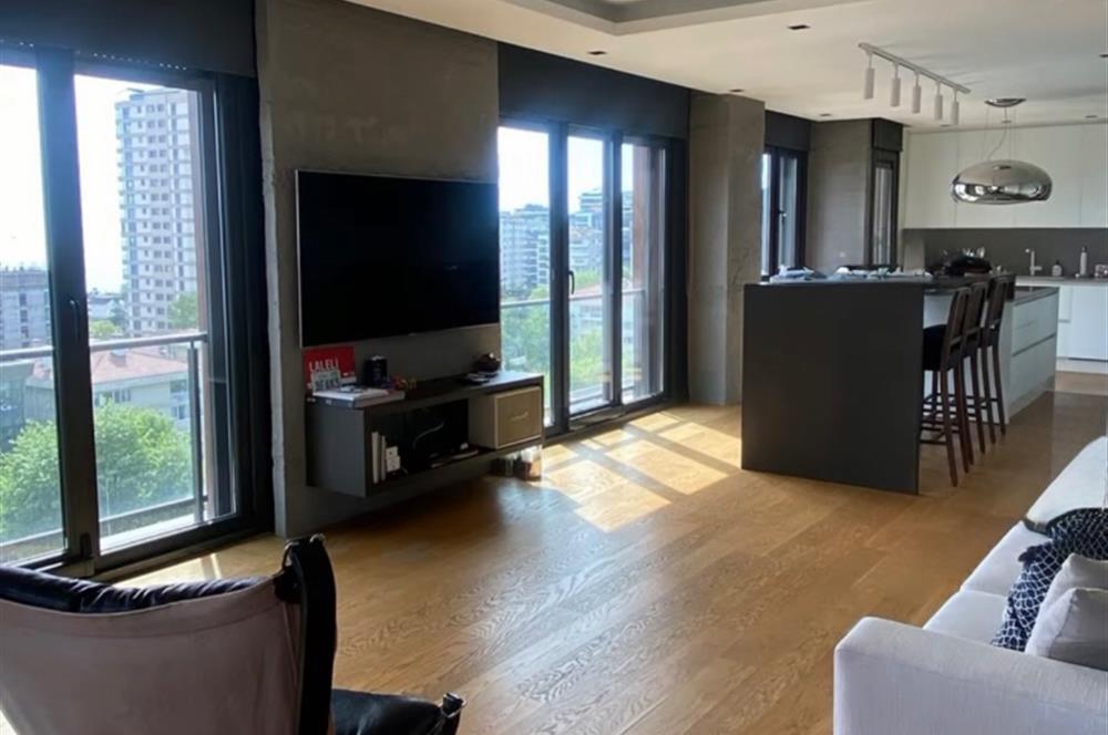 BAĞDAT CADDESİ'NE 2.BİNA,ERENKÖY DİVAN'IN SOKAĞI,DENİZ MANZARALI,BALKONLU,HAVUZLU,4+1