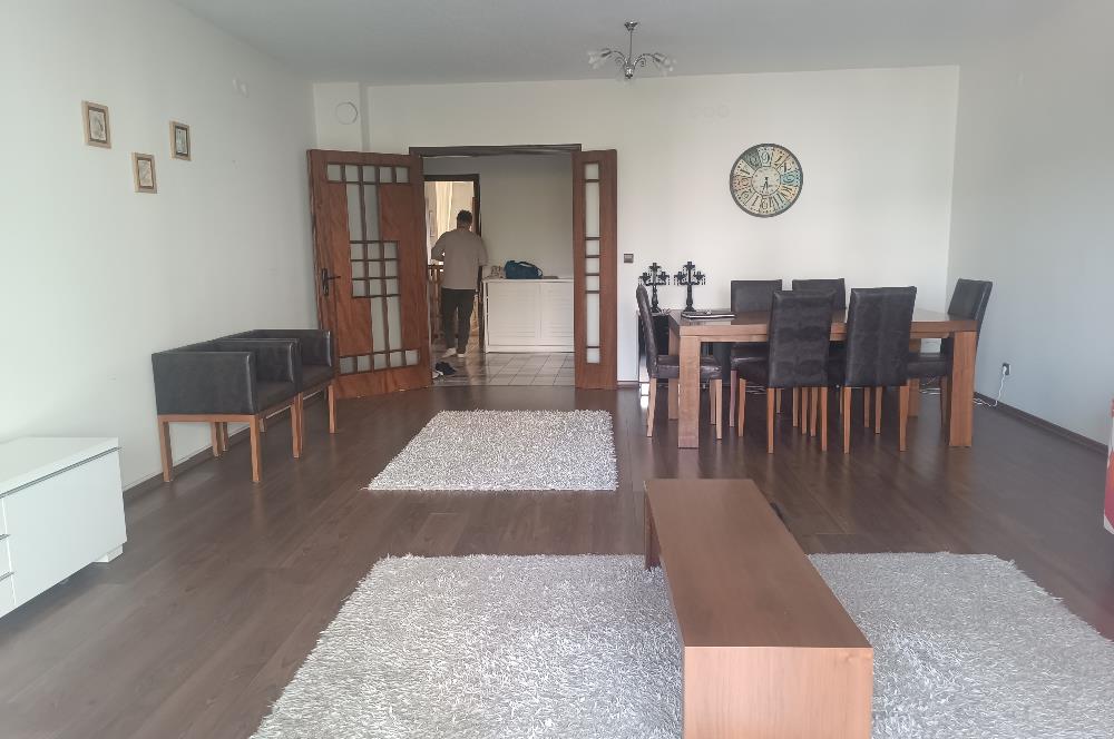 Beylikdüzü Bizimkent B2 De 3+1 kiralık daire..