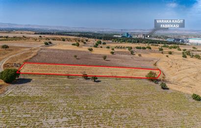  CENTURY21 LOCA'DAN PELİTKÖY'DE YOL ÜZERİNDE FIRSAT ARAZİ !