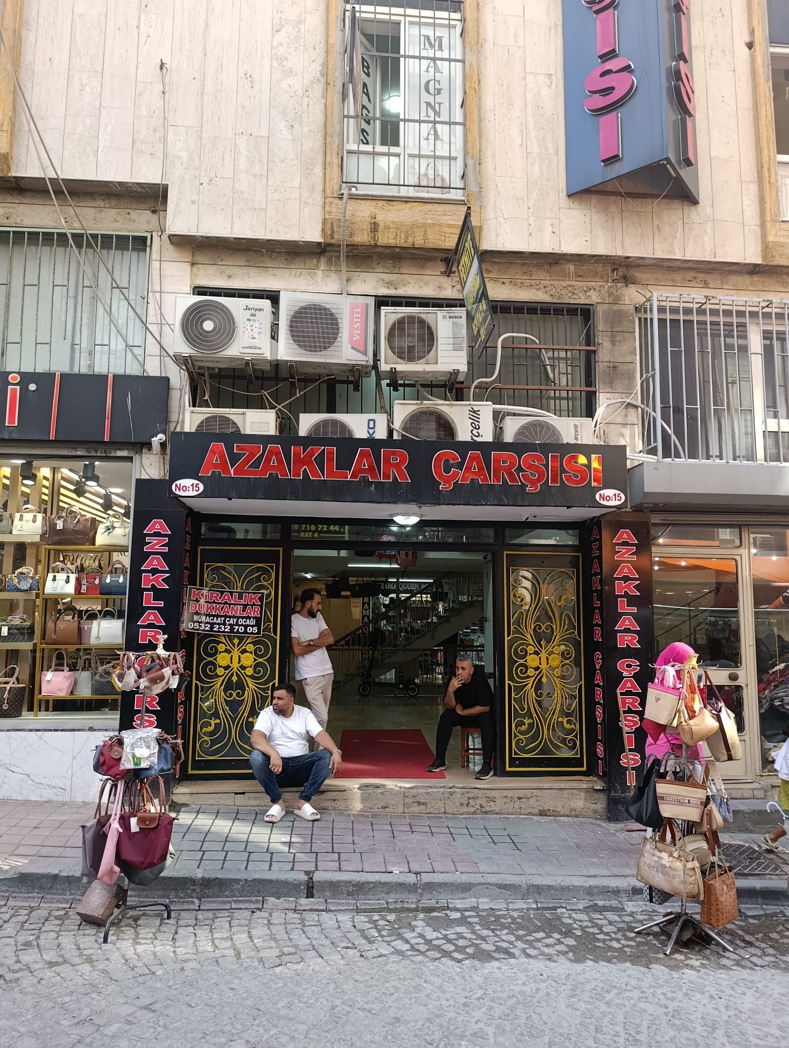 Gedikpaşa’nın Kalbinde Satılık Dükkan – Büro Kaçırmayın!