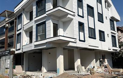 C21 BAL'dan ÖĞRETMEN EVİ AVUKATLAR BAROSU MEVKİ SATILIK DÜKKAN