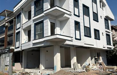 C21 BAL'dan ÖĞRETMEN EVİ AVUKATLAR BAROSU MEVKİ SATILIK DÜKKAN