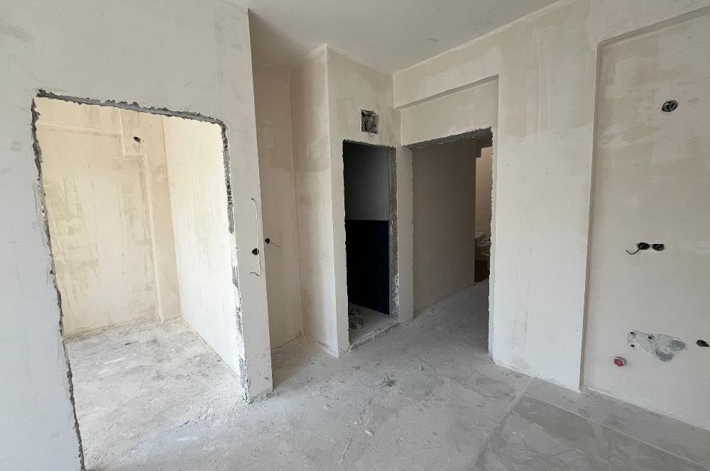 C21 BAL'dan PLEVNE ÖĞRETMEN EVİ CADDE ÜZERİ 1+1 DAİRELER