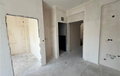 C21 BAL'dan PLEVNE ÖĞRETMEN EVİ CADDE ÜZERİ 1+1 DAİRELER