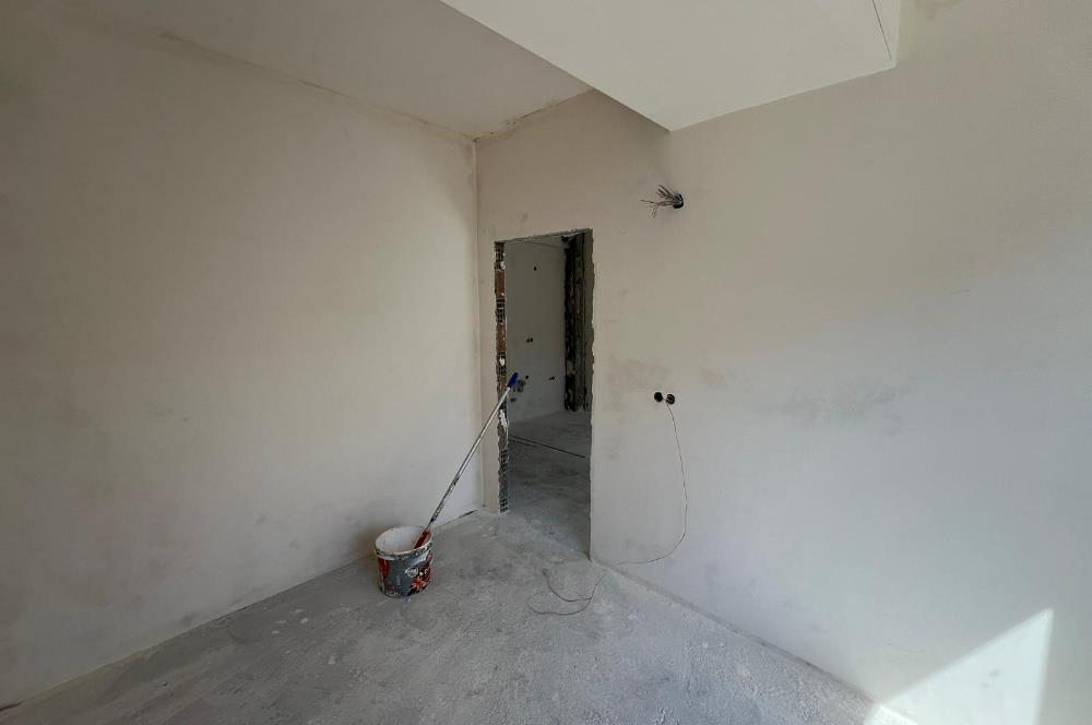 C21 BAL'dan PLEVNE ÖĞRETMEN EVİ CADDE ÜZERİ 1+1 DAİRELER