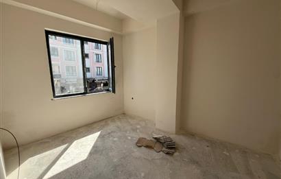 C21 BAL'dan PLEVNE ÖĞRETMEN EVİ CADDE ÜZERİ 1+1 DAİRELER