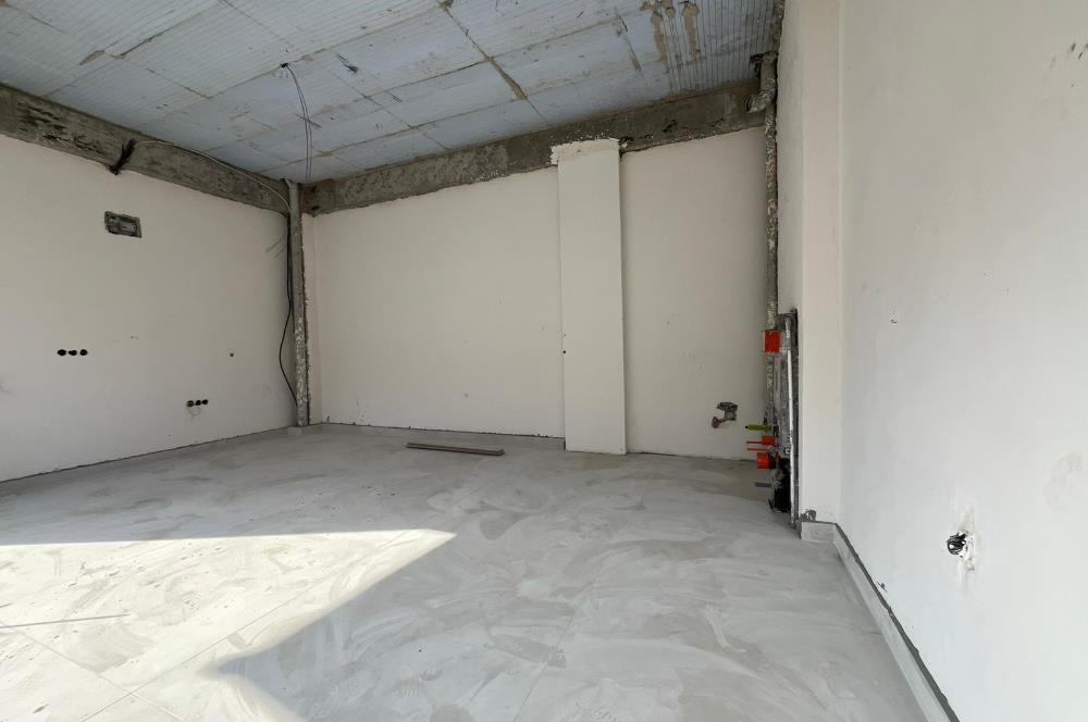 C21 BAL'dan ÖĞRETMEN EVİ AVUKATLAR BAROSU MEVKİ SATILIK DÜKKAN