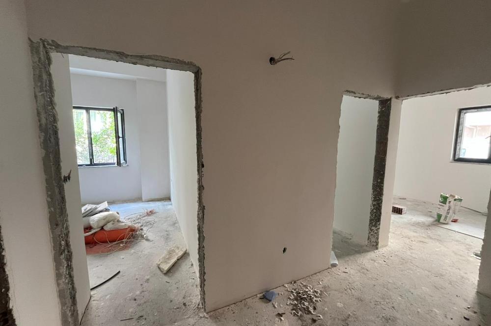 C21 BAL 'DAN PLEVNE ÖĞRETMENEVİ CADDE ÜZERİ 2+0 SATILIK DAİRE