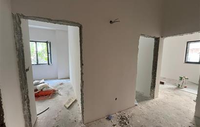 C21 BAL 'DAN PLEVNE ÖĞRETMENEVİ CADDE ÜZERİ 2+0 SATILIK DAİRE