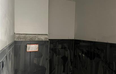 C21 BAL 'DAN PLEVNE ÖĞRETMENEVİ CADDE ÜZERİ 2+0 SATILIK DAİRE