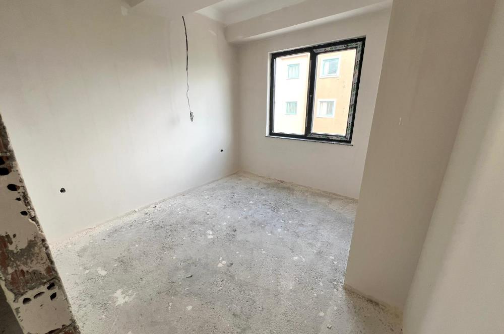 C21 BAL'DAN PLEVNE ÖĞRETMENEVİ CADDE ÜZERİ 5+1 SATILIK DAİRE