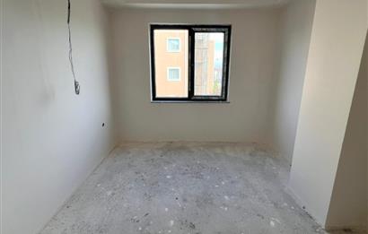 C21 BAL'DAN PLEVNE ÖĞRETMENEVİ CADDE ÜZERİ 5+1 SATILIK DAİRE