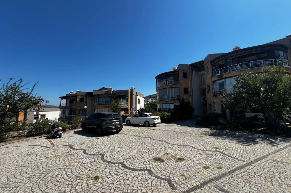 Turgutreis Nezih Sitede Deniz Manzaralı Satılık Daire