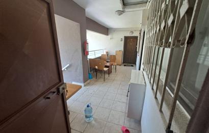 ŞİRİNYALIDA SİTE İÇİNDE DENİZ MANZARALI SATILIK EŞYALI 2+1 DAİRE