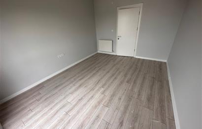 BAŞİSKELE FATİH MAHALESİNDE SATILIK SİTE İÇİ 2+1 DAİRE