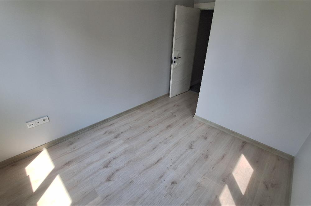 MİNİBÜS CADDESİ ÜZERİNDE SIFIR 2+1 DAİRE !!
